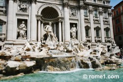 sculptures de la fontaine de Trevi