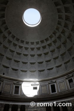 coupole du Panthéon de Rome