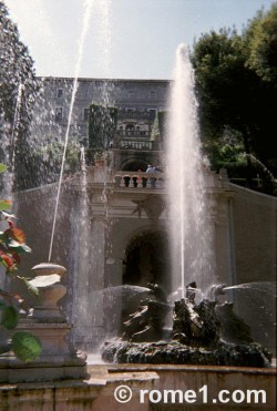 este-fontaine-centraleg