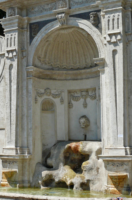 Fontaine del Prigione à Rome