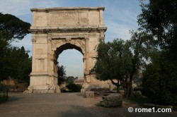 arc de Titus dans le forum romain